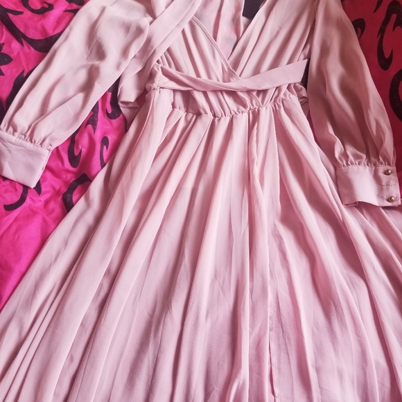 Maxi sheer dress with shorts - Picture 2 of 2